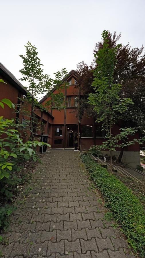 Delémont Youth Hostel Exterior foto