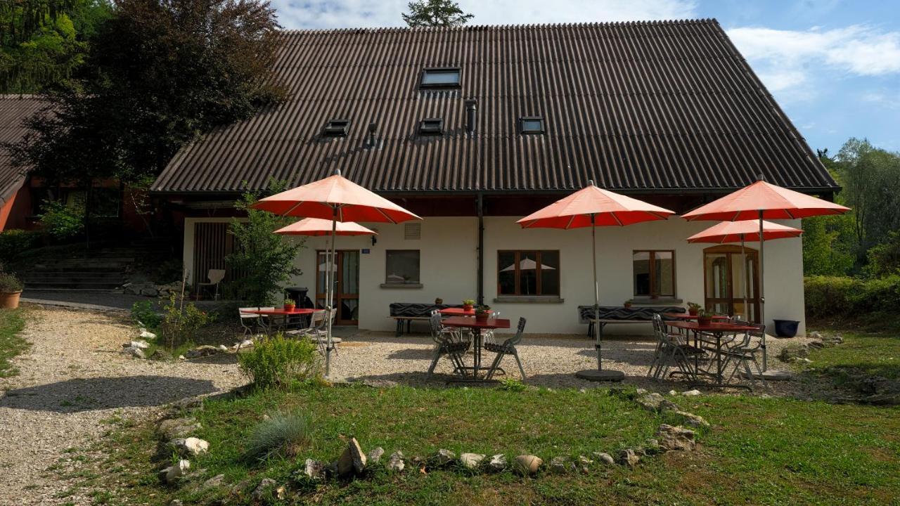 Delémont Youth Hostel Exterior foto