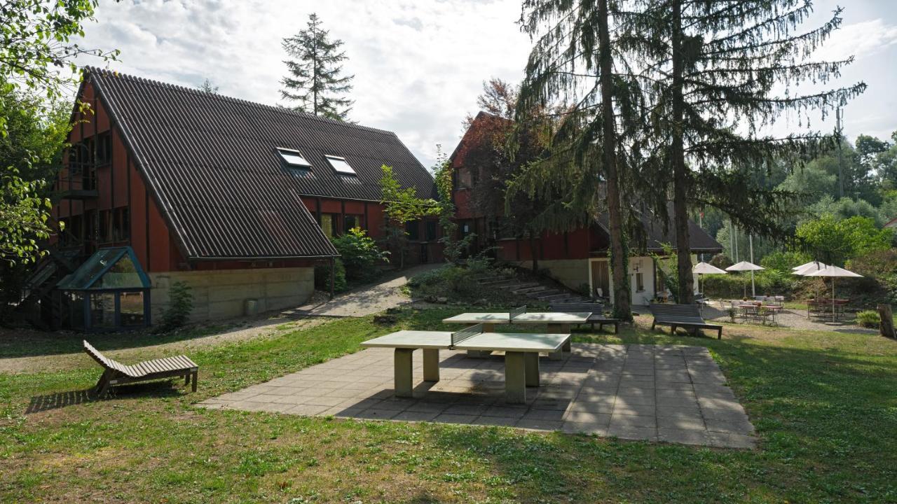 Delémont Youth Hostel Exterior foto