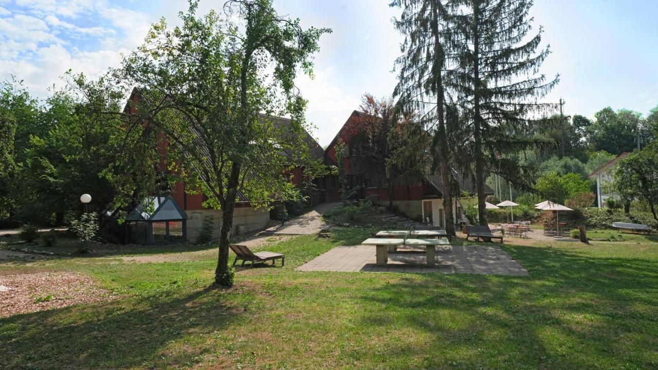 Delémont Youth Hostel Exterior foto